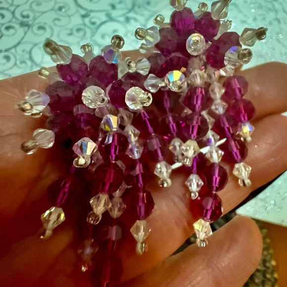 Vintage Raspberry Crystal & Clear Cluster Beauty Sm drop New Earring - Picture 5 of 12